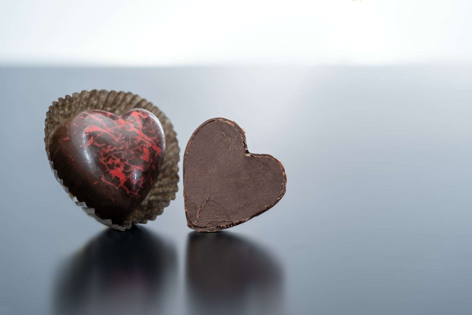 Chocolate Truffles Hearts (12 Pieces)