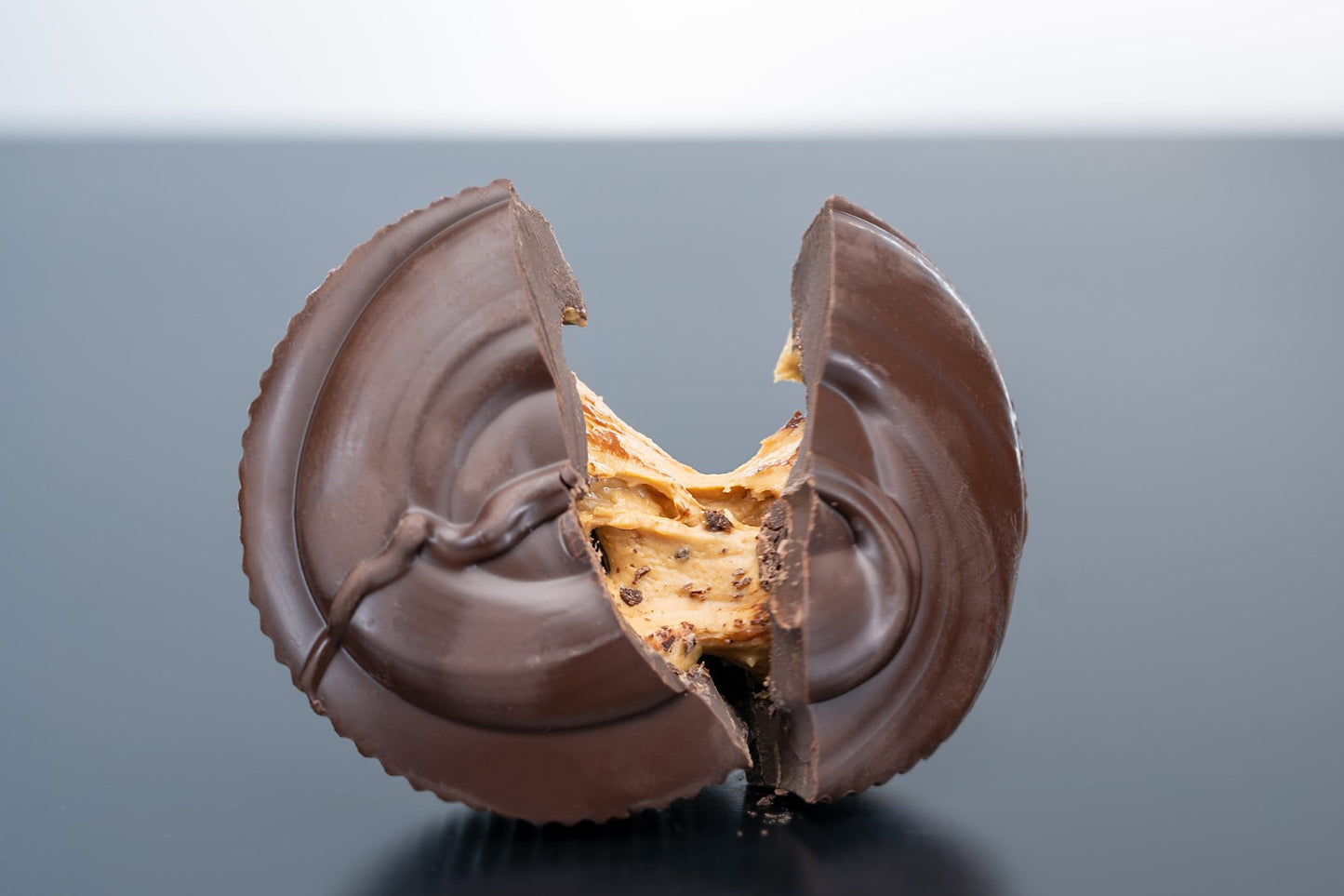 Peanut Butter Cups Assorted (6 Pieces)