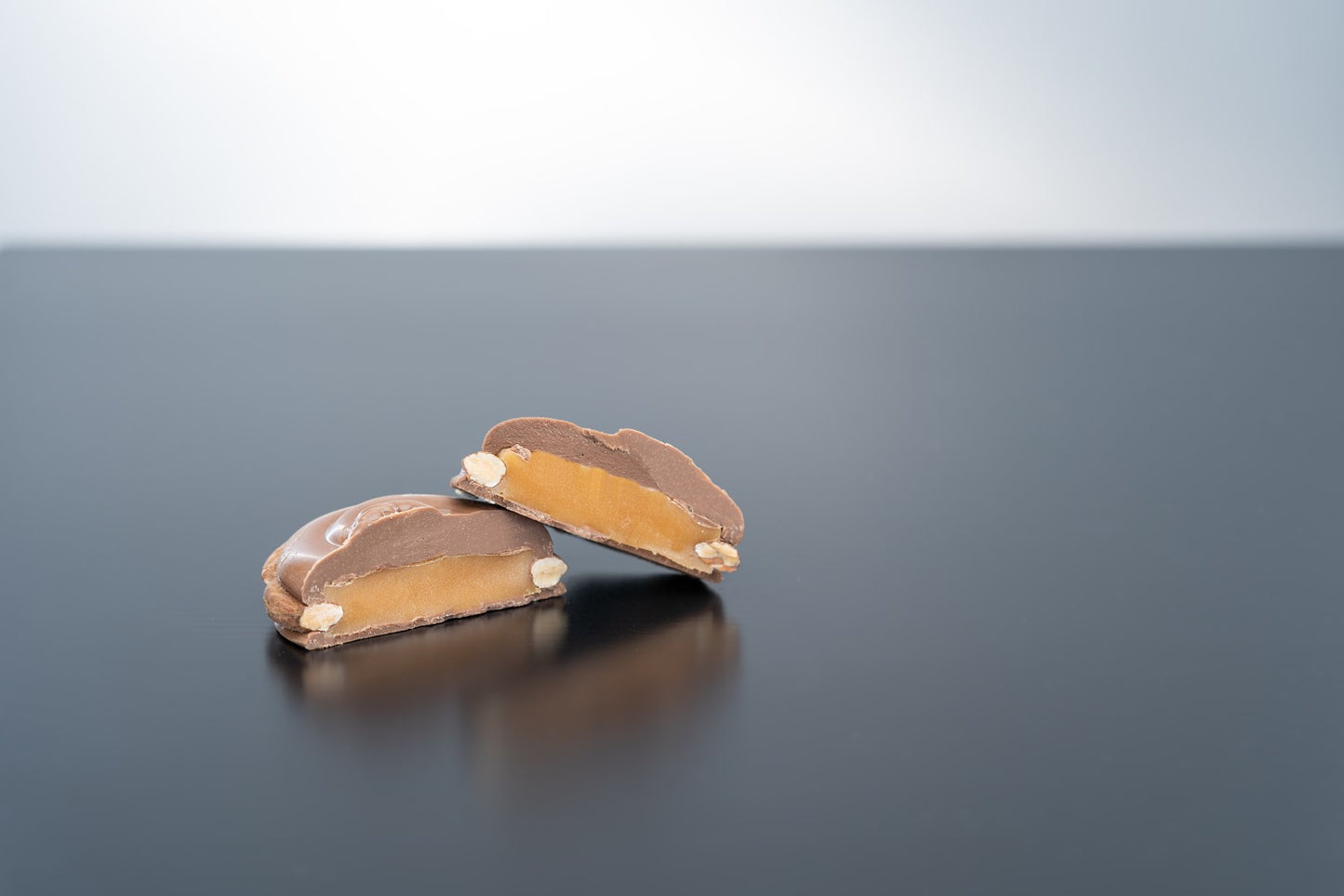 Chocolate Almond Turtles (6 Pieces)